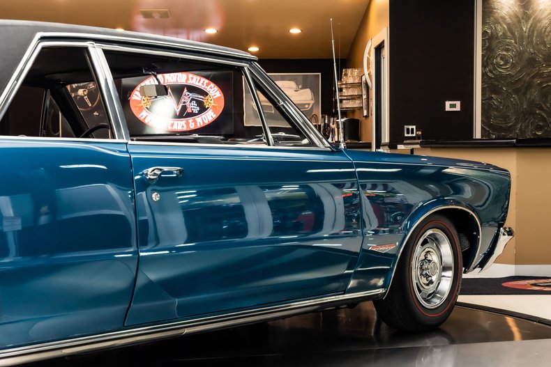 Unknown-Gto-1965-Teal-Turquoise-Black-24