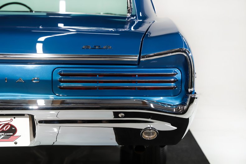 Unknown-Gto-1966-Barrier-Blue-Blue-44