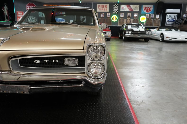 Unknown-Gto-1966-Martinique-Bronze-Black-25