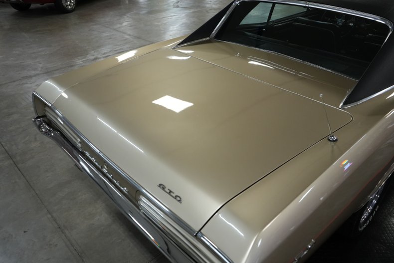 Unknown-Gto-1966-Martinique-Bronze-Black-38