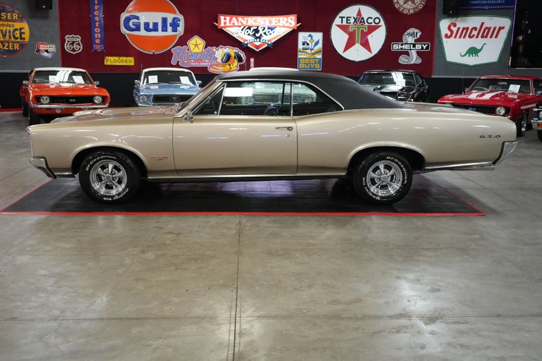 Unknown-Gto-1966-Martinique-Bronze-Black-40