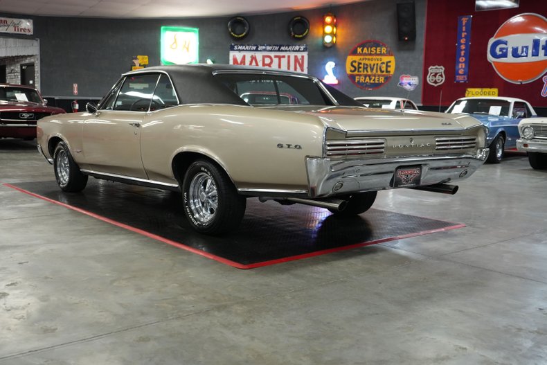 Unknown-Gto-1966-Martinique-Bronze-Black-8