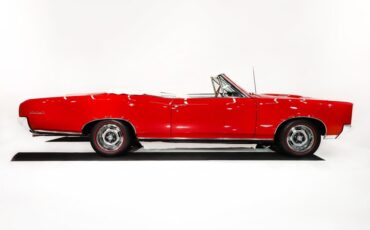 Unknown-Gto-1966-Montero-Red-White-19