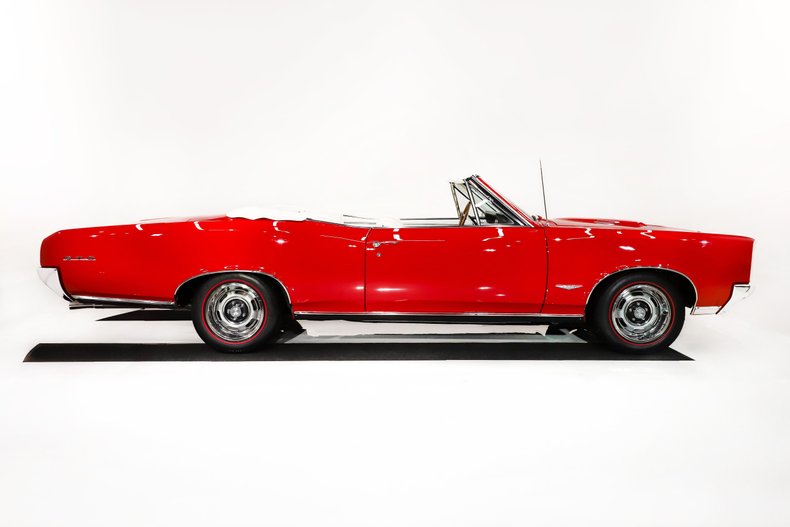 Unknown-Gto-1966-Montero-Red-White-19
