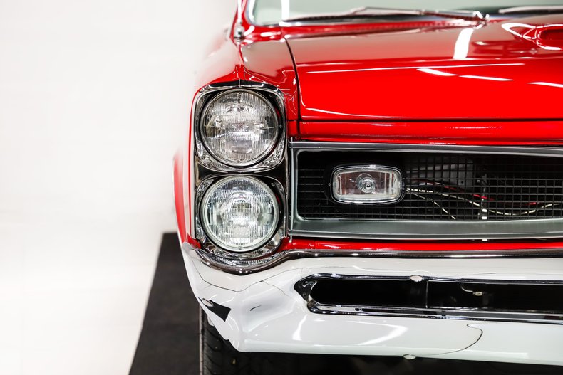 Unknown-Gto-1966-Montero-Red-White-34