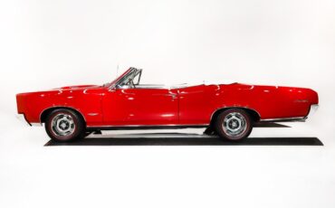 Unknown-Gto-1966-Montero-Red-White-39