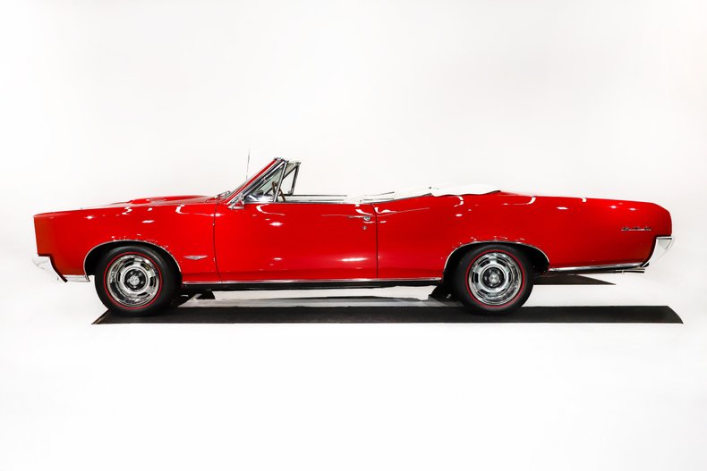 Unknown-Gto-1966-Montero-Red-White-39