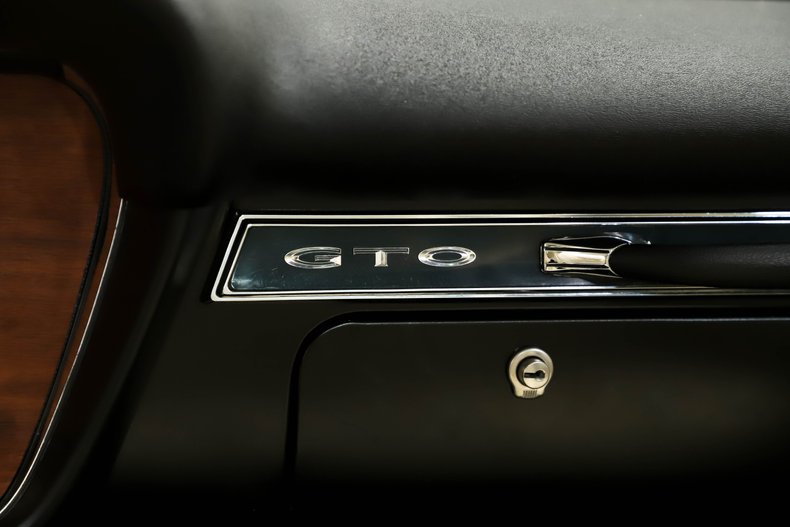 Unknown-Gto-1966-Palmetto-Green-Pearl-White-1