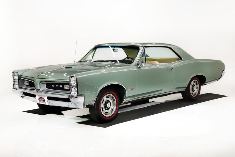 Unknown-Gto-1966-Palmetto-Green-Pearl-White-16