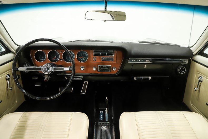 Unknown-Gto-1966-Palmetto-Green-Pearl-White-21