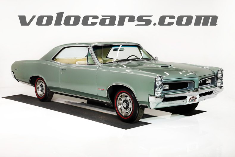 Unknown-Gto-1966-Palmetto-Green-Pearl-White-29