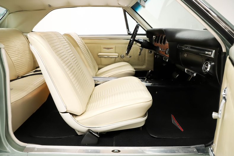 Unknown-Gto-1966-Palmetto-Green-Pearl-White-3