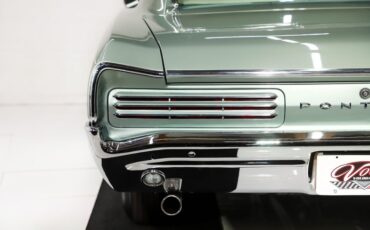 Unknown-Gto-1966-Palmetto-Green-Pearl-White-45