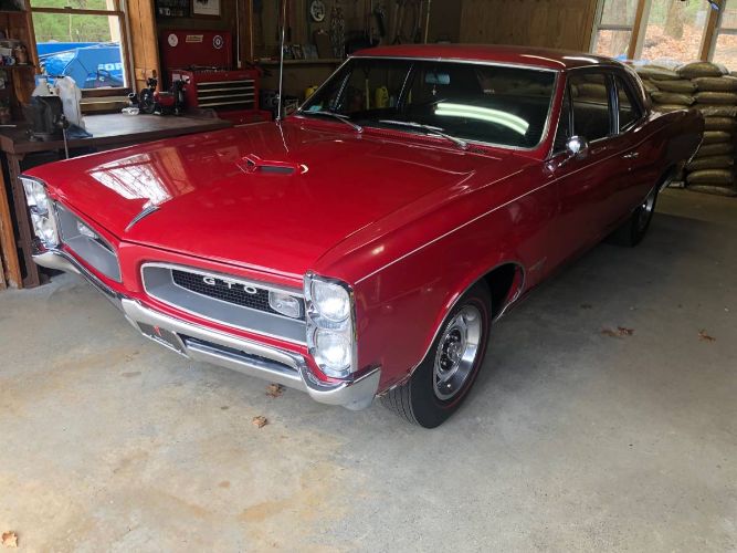 Unknown-Gto-1966-Red-1