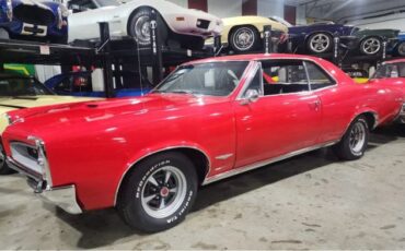 Unknown-Gto-1966-Red-Black-Vinyl-5