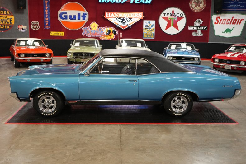 Unknown-Gto-1967-Blue-10