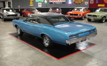 Unknown-Gto-1967-Blue-11