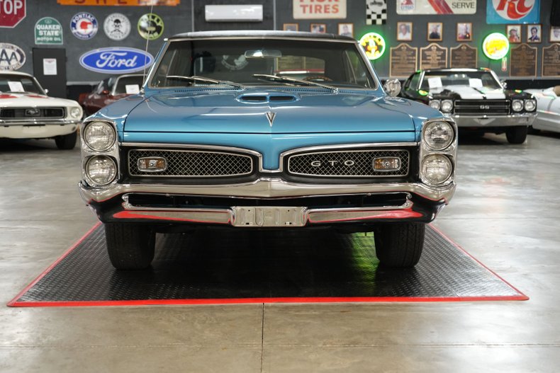 Unknown-Gto-1967-Blue-16