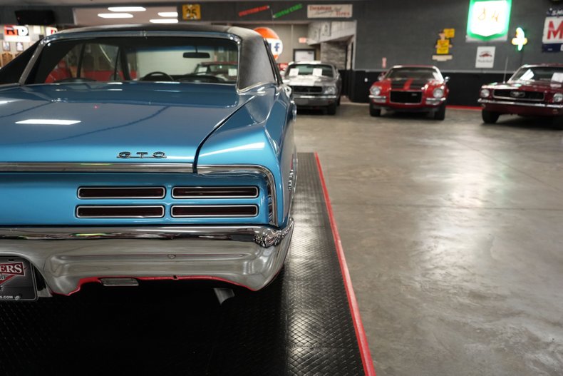 Unknown-Gto-1967-Blue-18