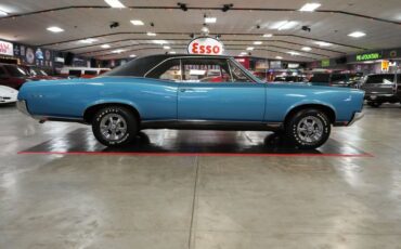 Unknown-Gto-1967-Blue-24