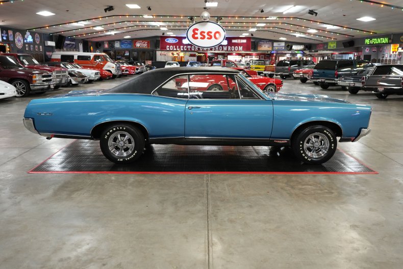 Unknown-Gto-1967-Blue-6
