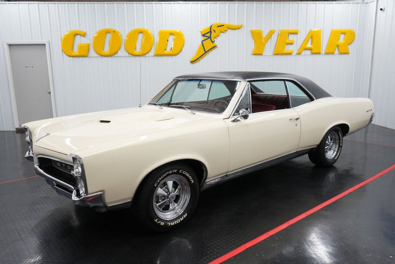 Unknown-Gto-1967-Cameo-Ivory-Red-1