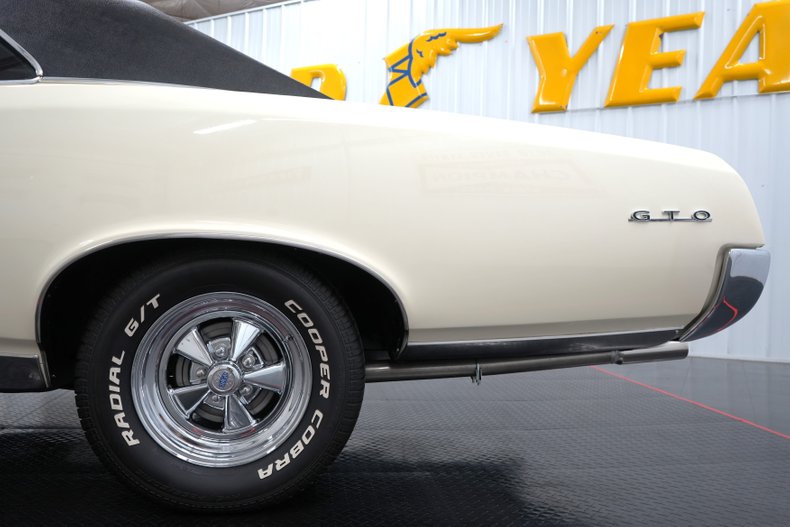 Unknown-Gto-1967-Cameo-Ivory-Red-14