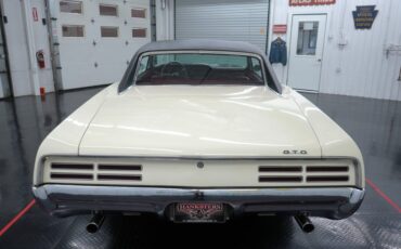 Unknown-Gto-1967-Cameo-Ivory-Red-18