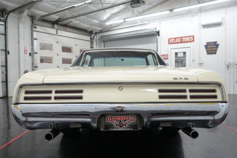 Unknown-Gto-1967-Cameo-Ivory-Red-19