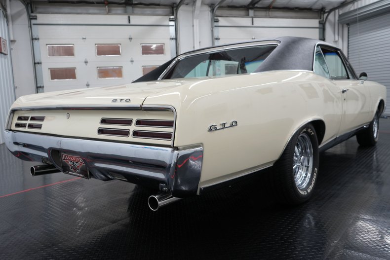 Unknown-Gto-1967-Cameo-Ivory-Red-23