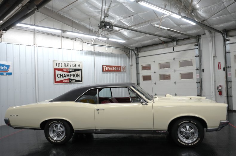 Unknown-Gto-1967-Cameo-Ivory-Red-24