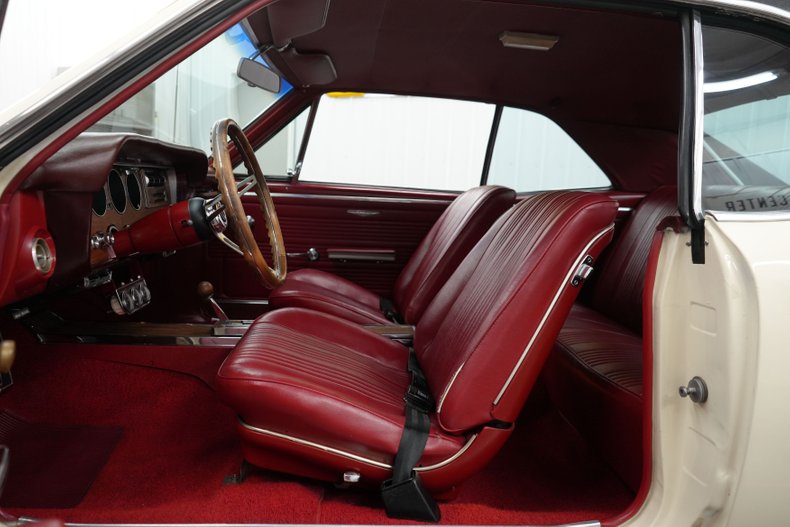 Unknown-Gto-1967-Cameo-Ivory-Red-34