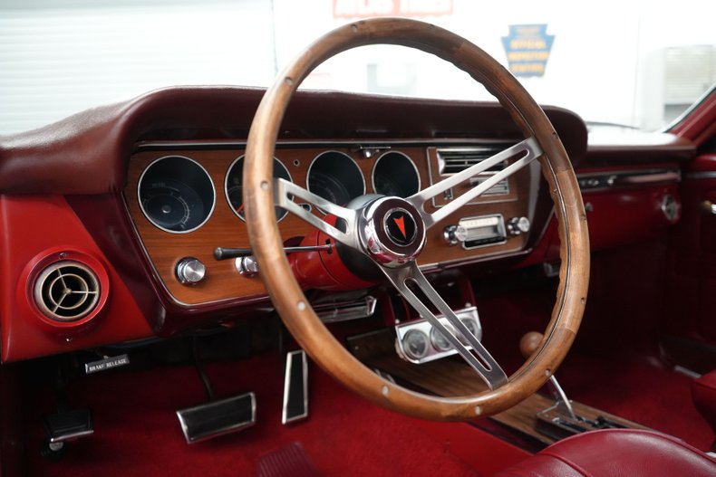 Unknown-Gto-1967-Cameo-Ivory-Red-36