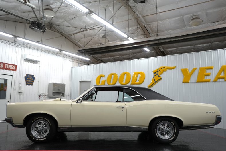 Unknown-Gto-1967-Cameo-Ivory-Red-4