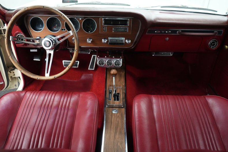Unknown-Gto-1967-Cameo-Ivory-Red-41