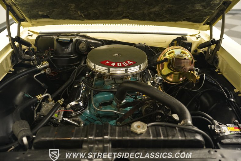 Unknown-Gto-1967-Cream-Black-1