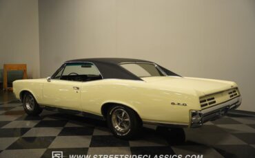 Unknown-Gto-1967-Cream-Black-11
