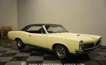 Unknown-Gto-1967-Cream-Black-17