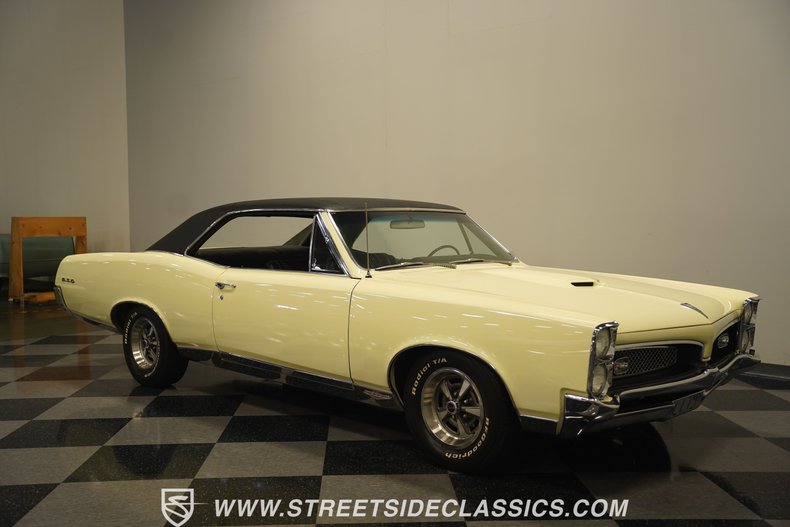 Unknown-Gto-1967-Cream-Black-17