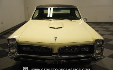 Unknown-Gto-1967-Cream-Black-19