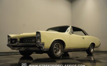 Unknown-Gto-1967-Cream-Black-23