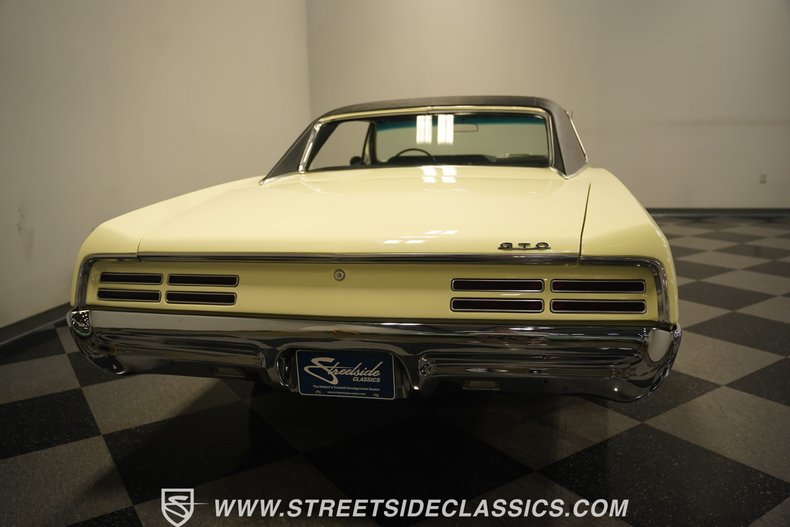 Unknown-Gto-1967-Cream-Black-28