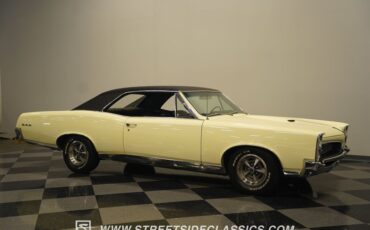 Unknown-Gto-1967-Cream-Black-3