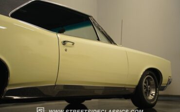 Unknown-Gto-1967-Cream-Black-30