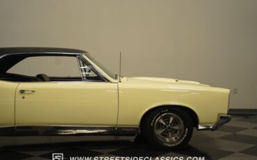 Unknown-Gto-1967-Cream-Black-32