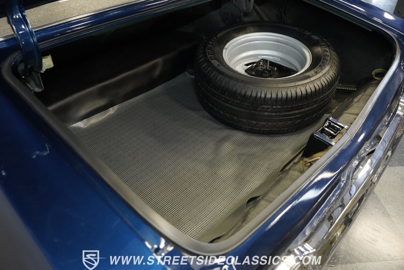 Unknown-Gto-1968-Midnight-Blue-metall-Black-16