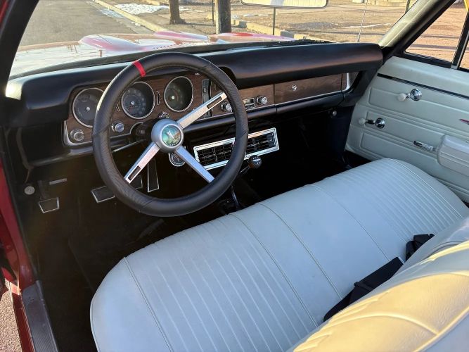 Unknown-Gto-1968-Red-White-Top-White-20