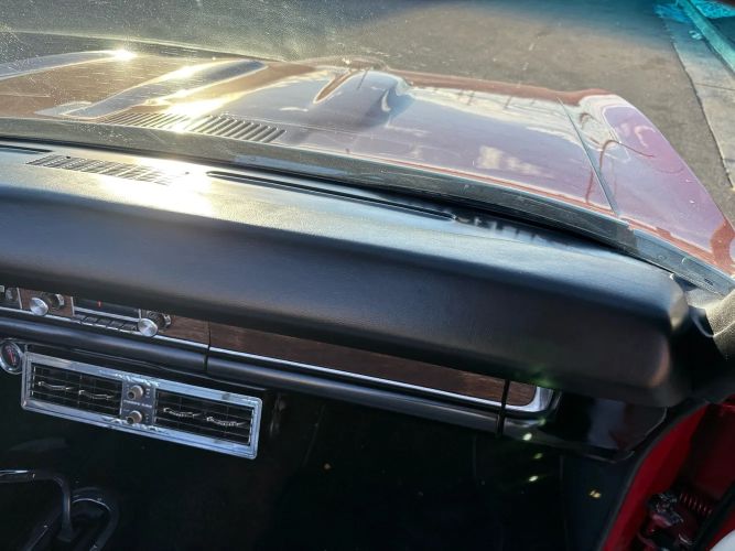 Unknown-Gto-1968-Red-White-Top-White-22