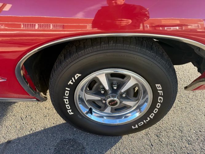 Unknown-Gto-1968-Red-White-Top-White-34