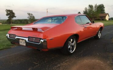 Unknown-Gto-1969-Carousel-Red-Black-26